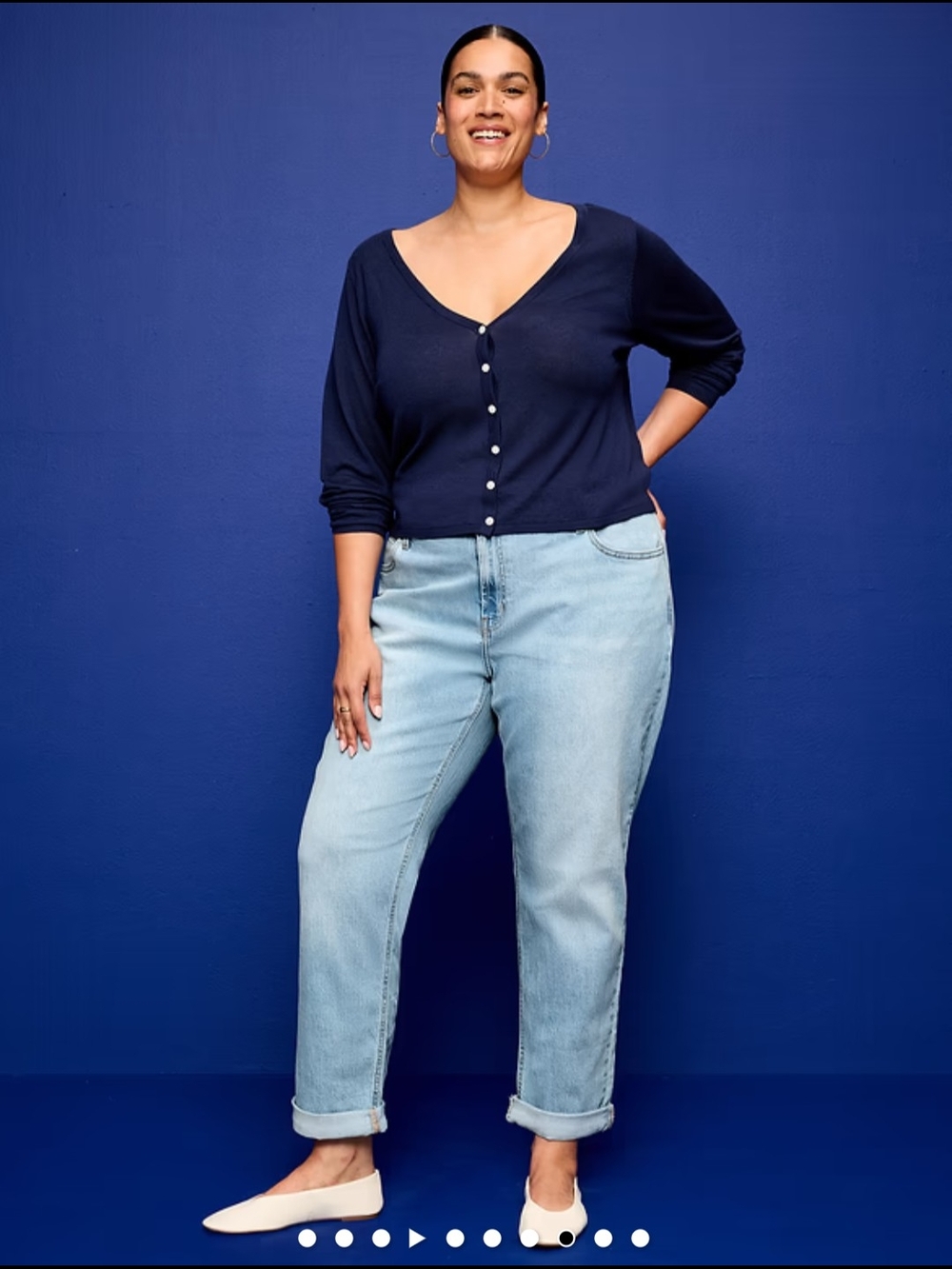 Old Navy Light Wash WOW Boyfriend Ankle Mid-Rise Jeans